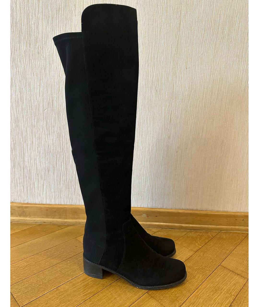 STUART WEITZMAN Черные замшевые ботфорты, фото 5