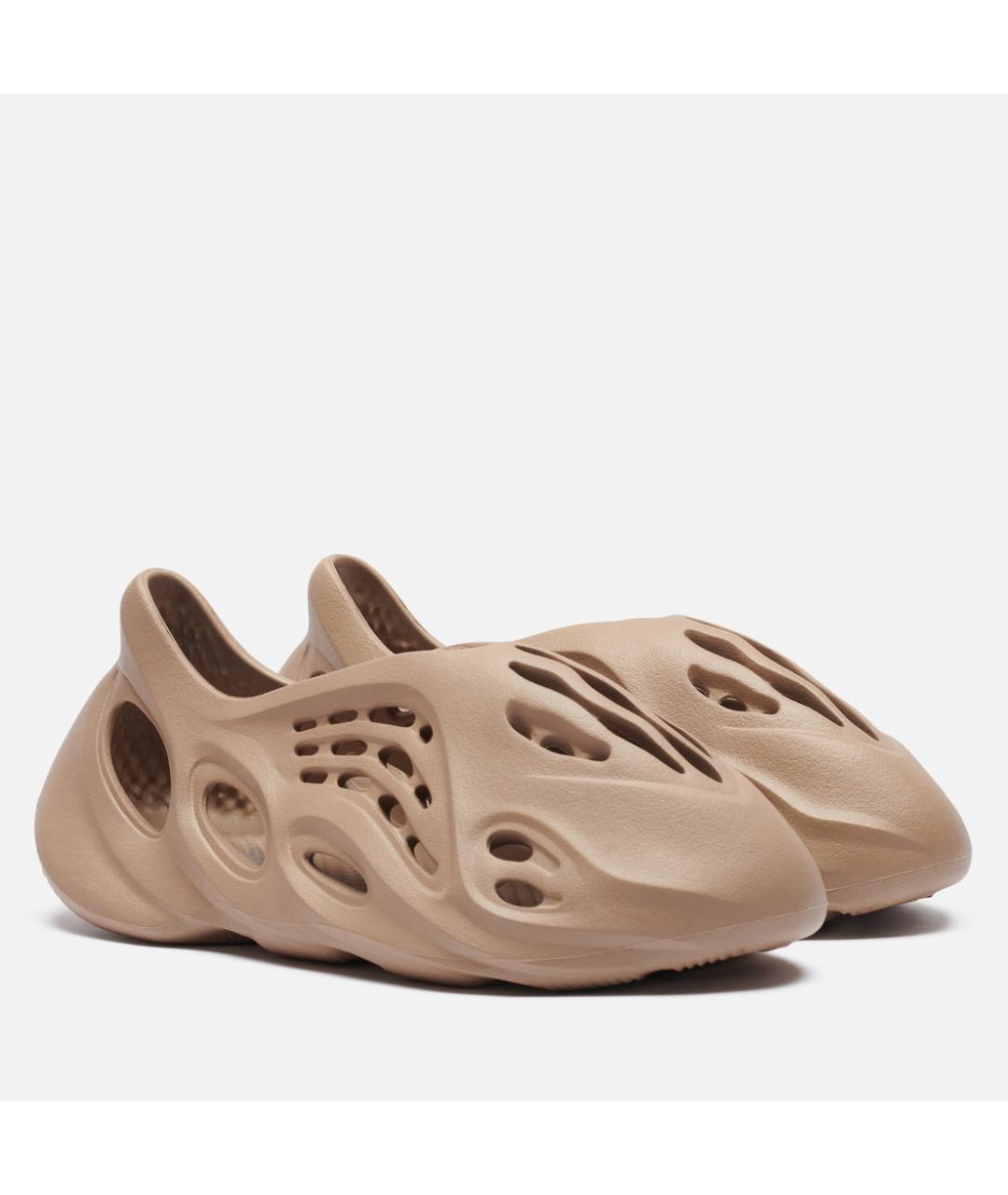 ADIDAS YEEZY Бежевые резиновые шлепанцы, фото 2