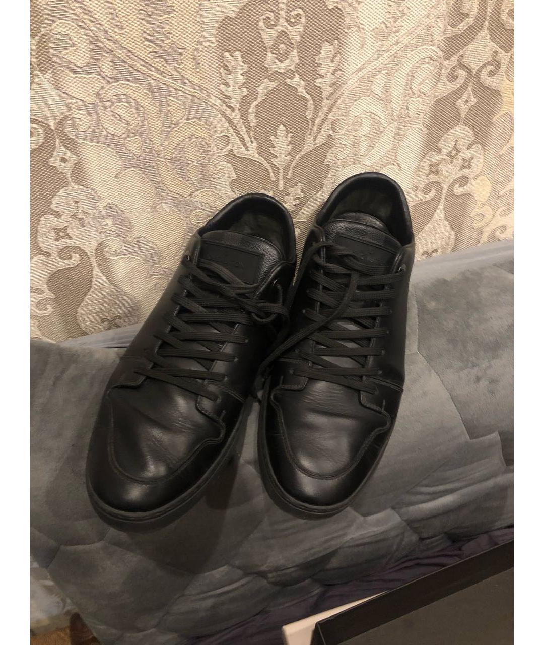 LOUIS VUITTON PRE-OWNED Черные кожаные низкие кроссовки / кеды, фото 2