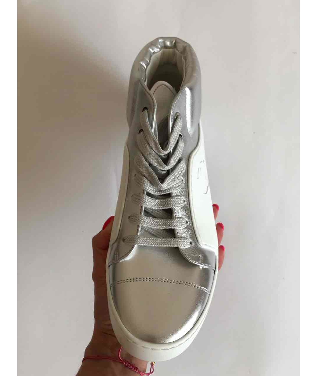 CHANEL PRE-OWNED Серебряные кожаные кроссовки, фото 2