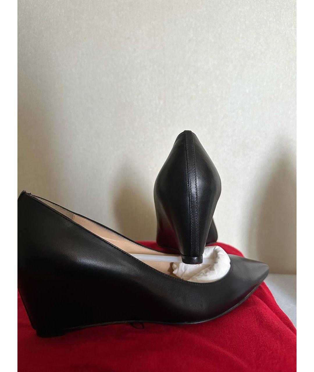 CHRISTIAN LOUBOUTIN Черные кожаные лодочки на низком каблуке, фото 4