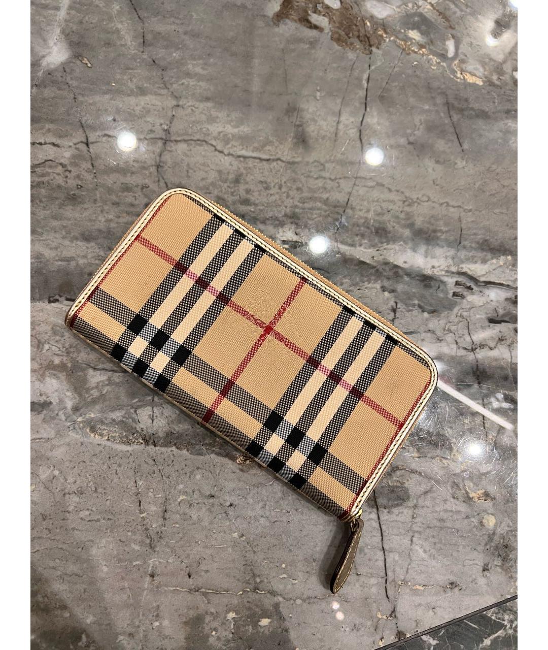 BURBERRY Золотой кожаный кошелек, фото 2
