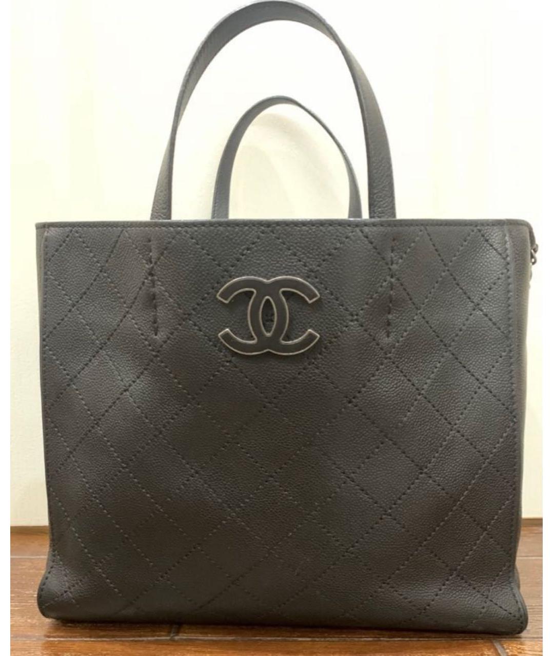 CHANEL Черная кожаная сумка тоут, фото 6
