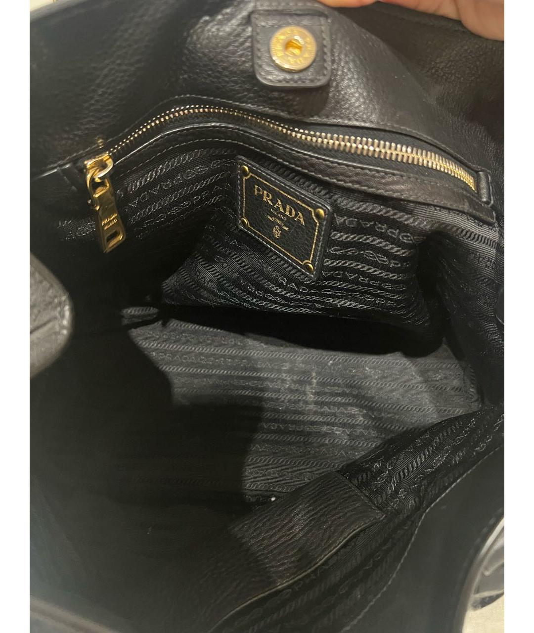 PRADA Черная кожаная сумка с короткими ручками, фото 5