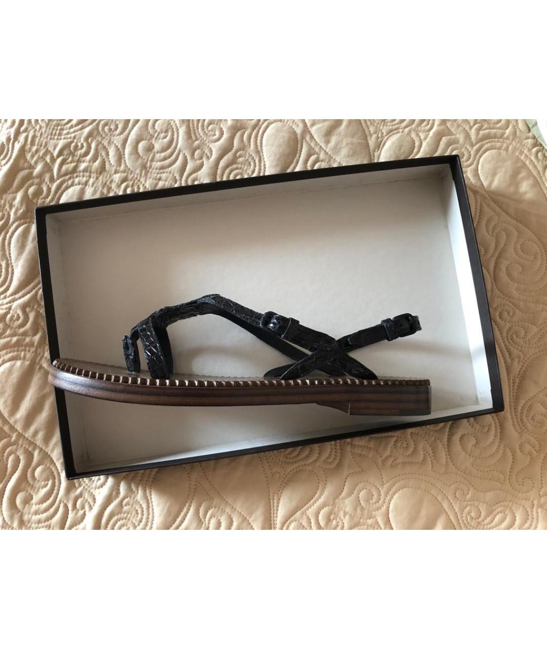 BOTTEGA VENETA Черные сандалии из экзотической кожи, фото 9
