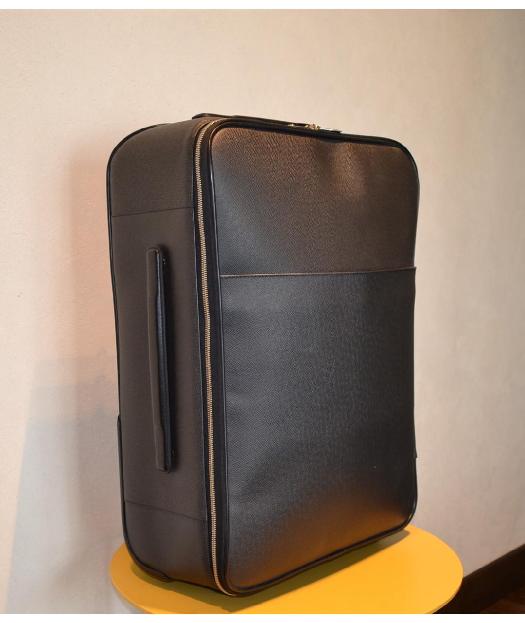 LOUIS VUITTON Черный кожаный чемодан, фото 5