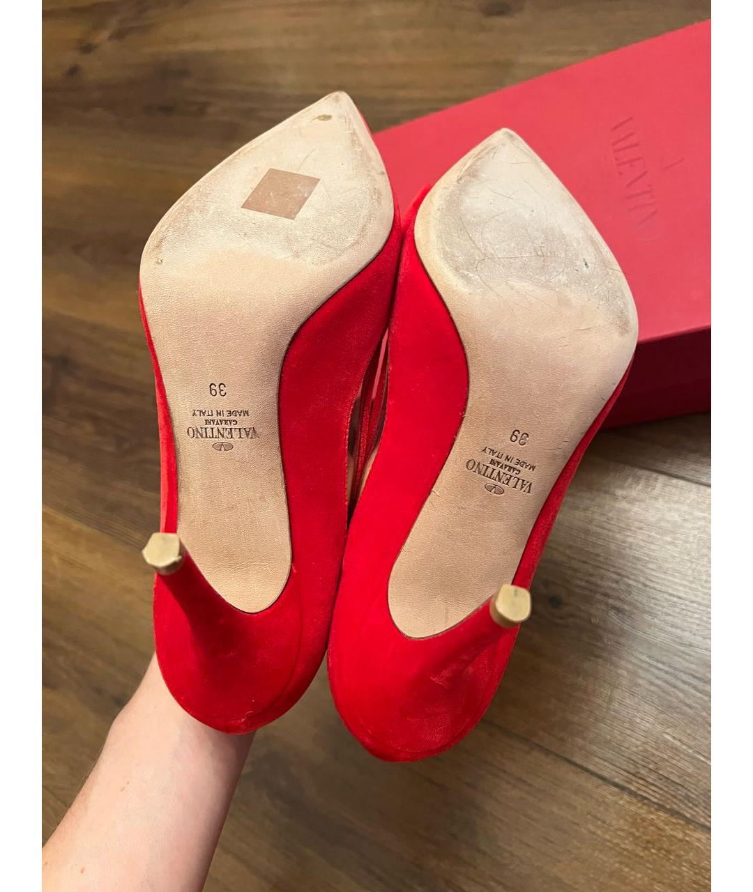 VALENTINO Красные бархатные туфли, фото 6
