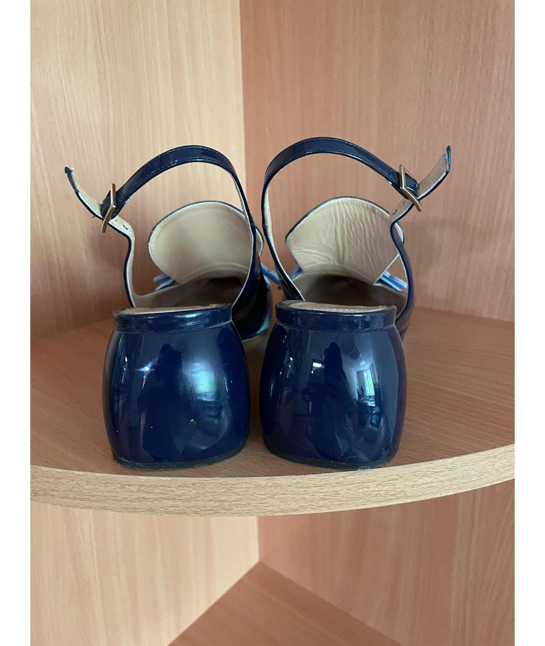 ANYA HINDMARCH Темно-синие туфли из лакированной кожи, фото 4