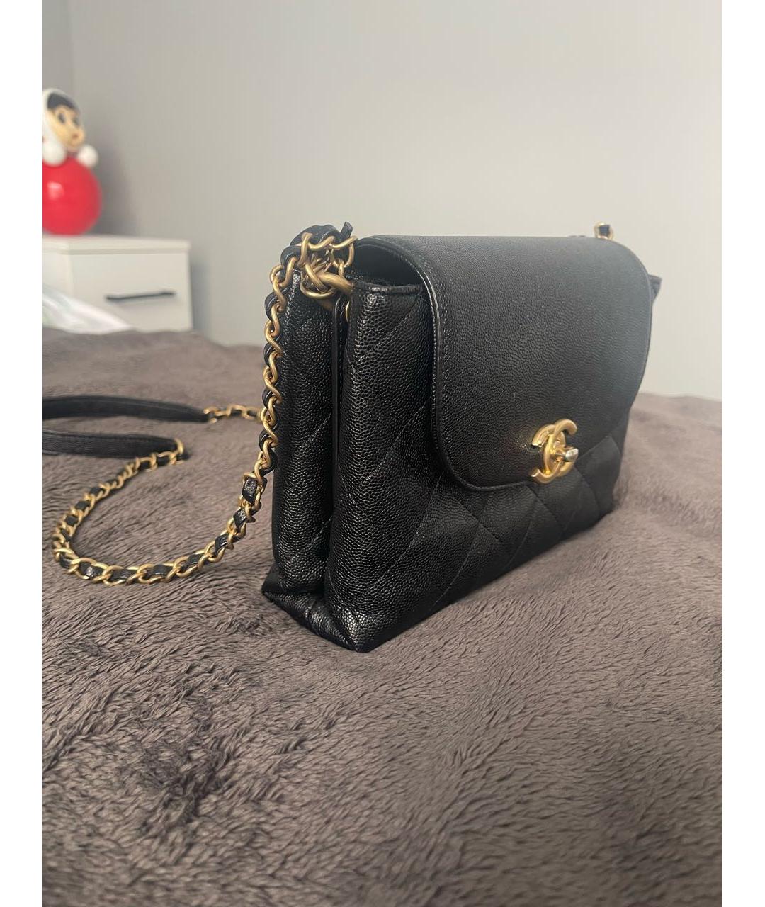 CHANEL Черная кожаная сумка через плечо, фото 2