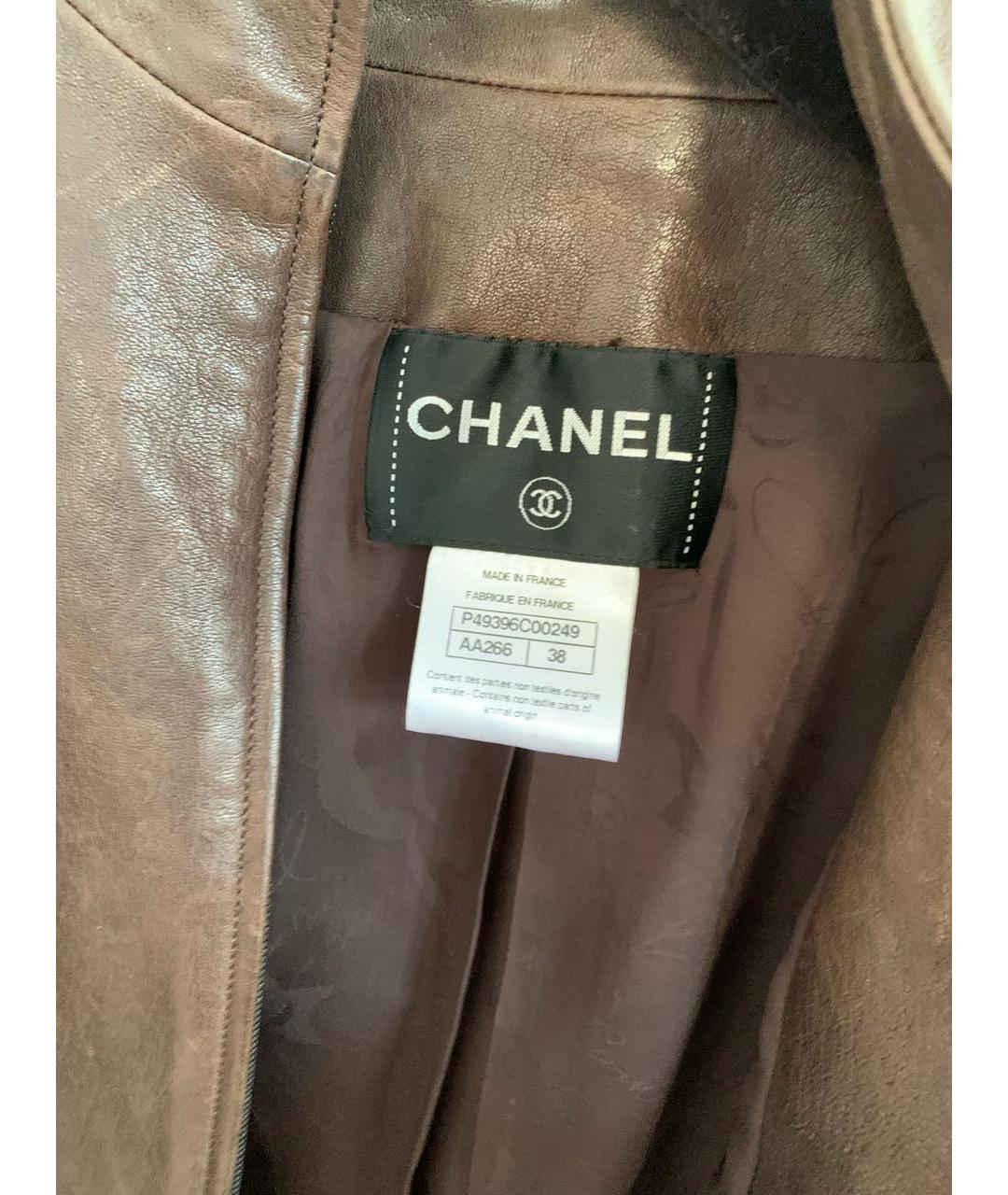 CHANEL PRE-OWNED Коричневый кожаный костюм с юбками, фото 2