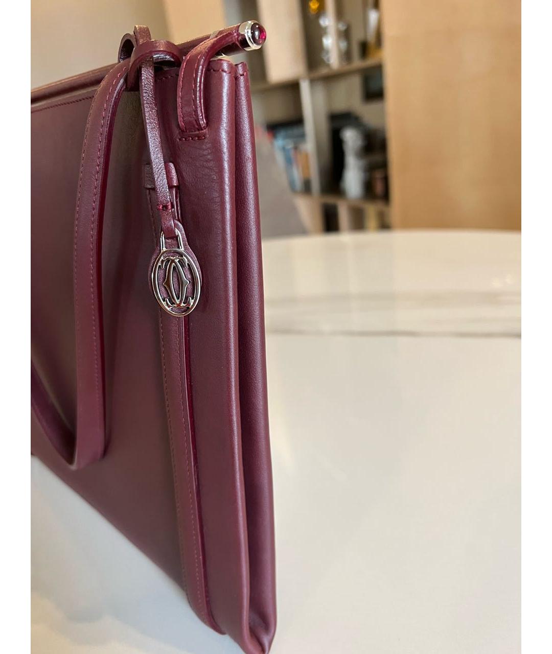 CARTIER Бордовая кожаная сумка с короткими ручками, фото 3