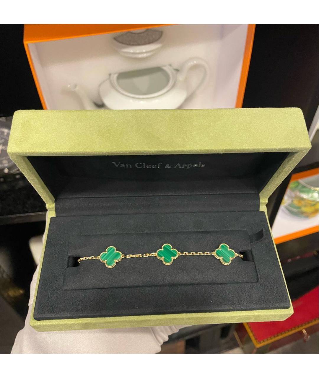 VAN CLEEF & ARPELS Зеленый браслет из желтого золота, фото 4