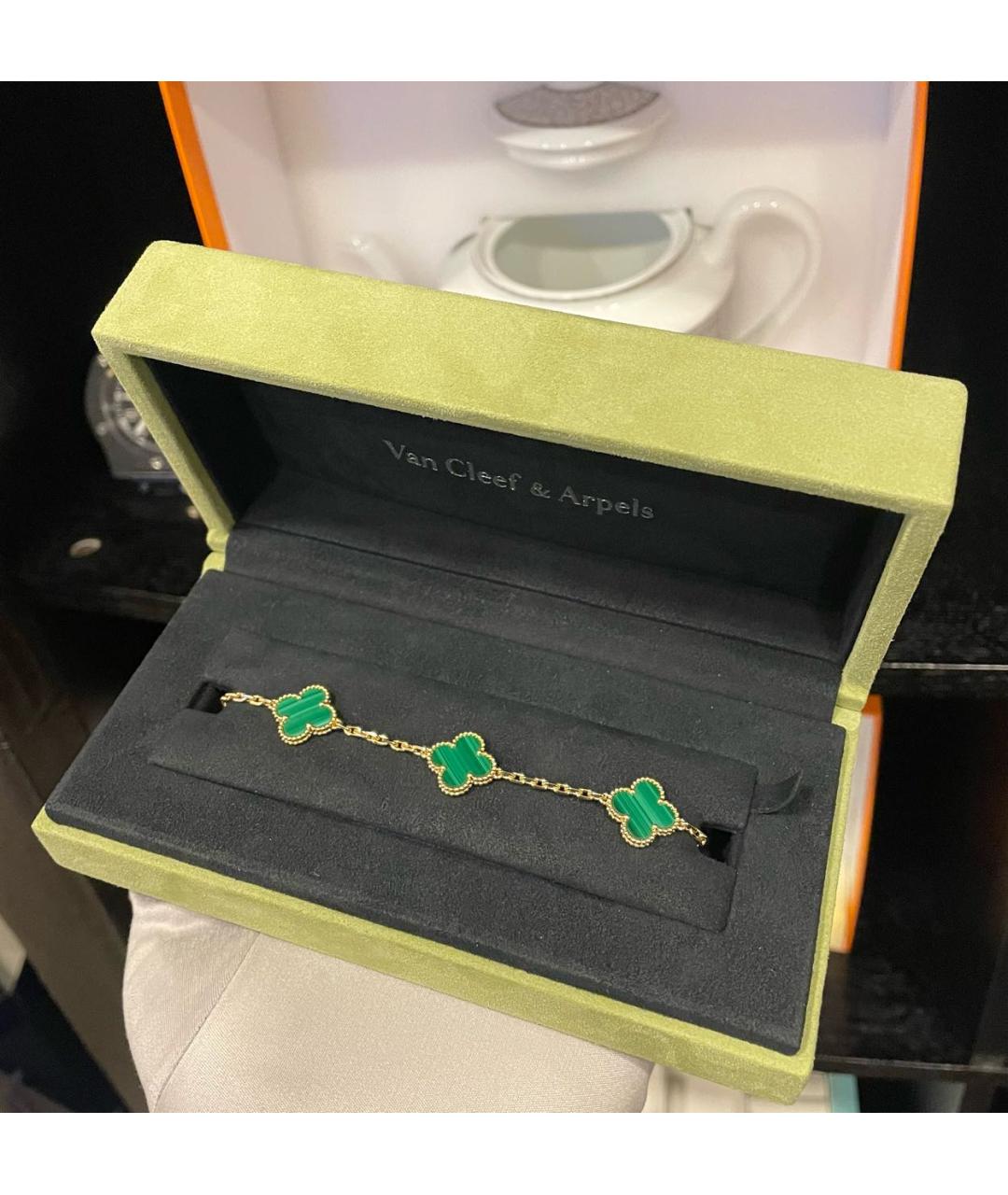 VAN CLEEF & ARPELS Зеленый браслет из желтого золота, фото 3