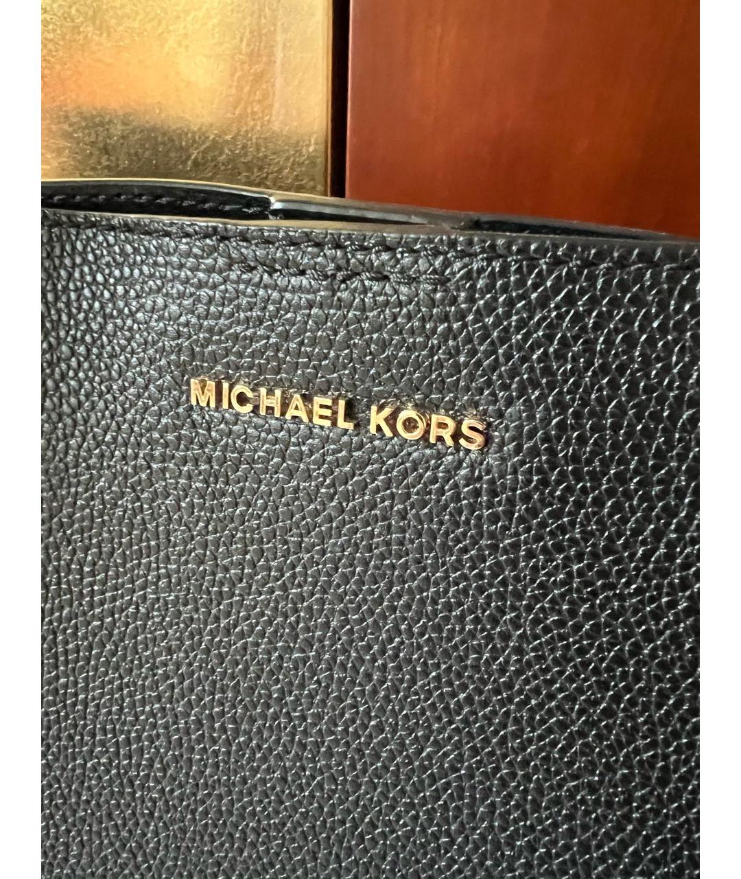 MICHAEL KORS Черная кожаная сумка с короткими ручками, фото 3