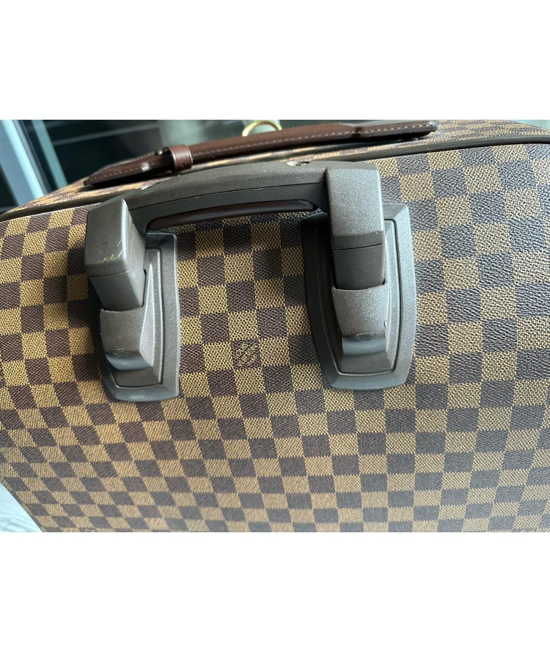 LOUIS VUITTON PRE-OWNED Коричневый чемодан, фото 4