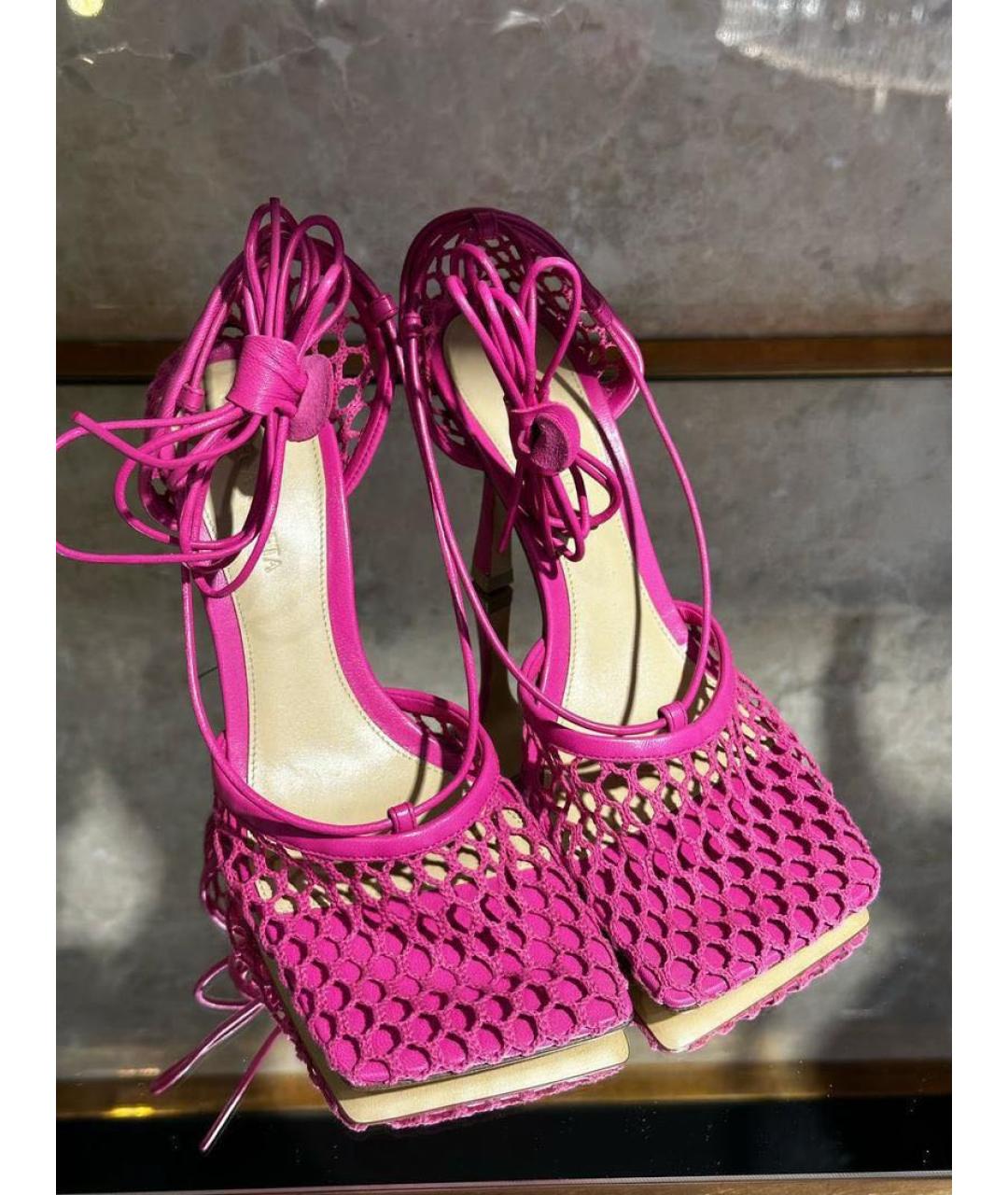 BOTTEGA VENETA Фуксия босоножки, фото 4