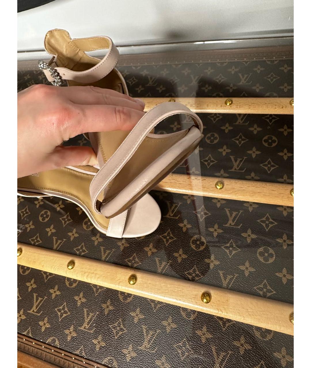 MICHAEL MICHAEL KORS Бежевые кожаные босоножки, фото 8
