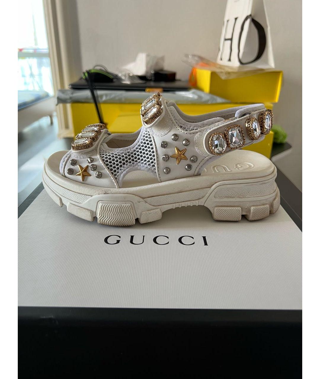 GUCCI Белые кожаные сандалии, фото 7