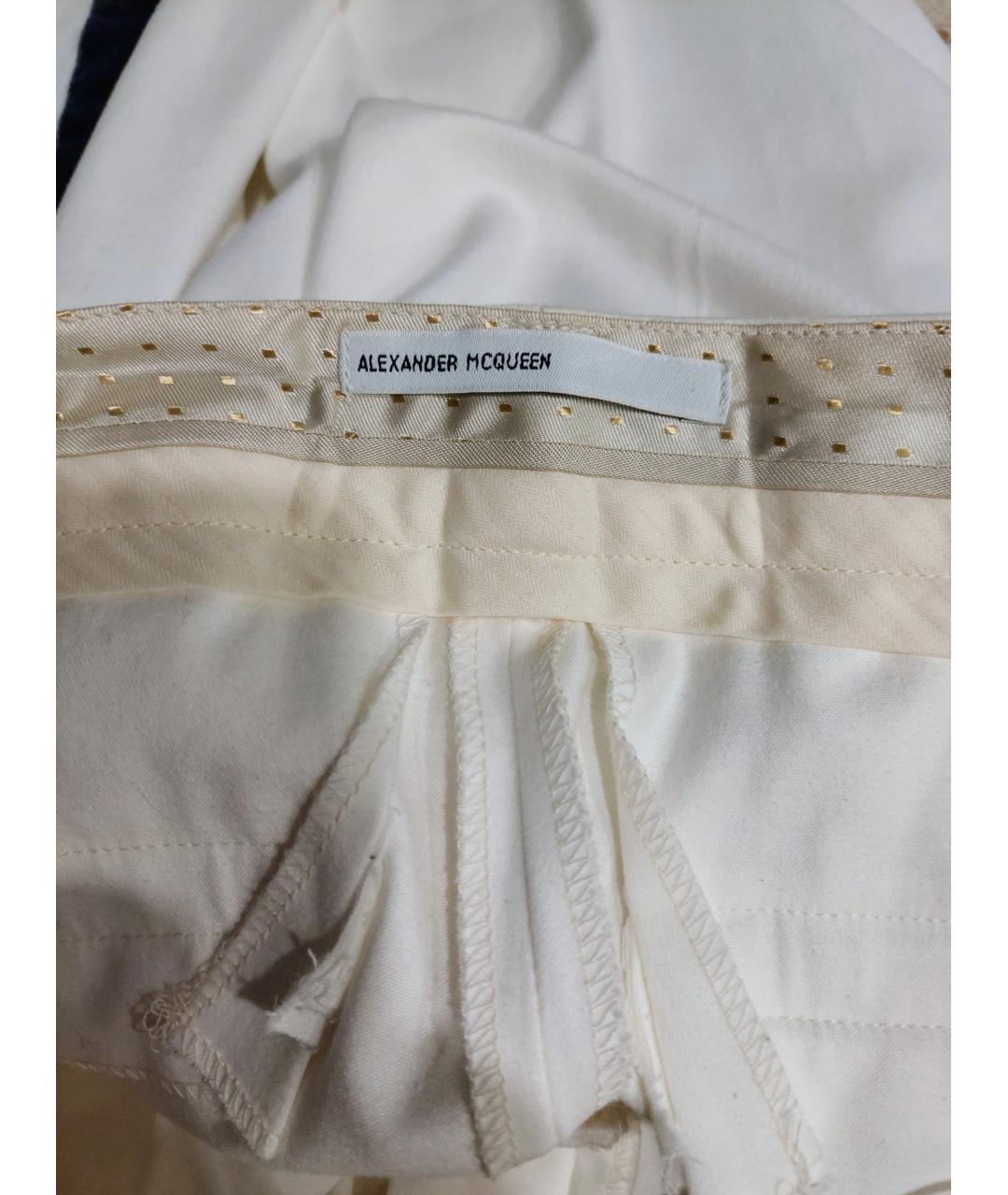 ALEXANDER MCQUEEN Белые хлопко-эластановые прямые брюки, фото 3