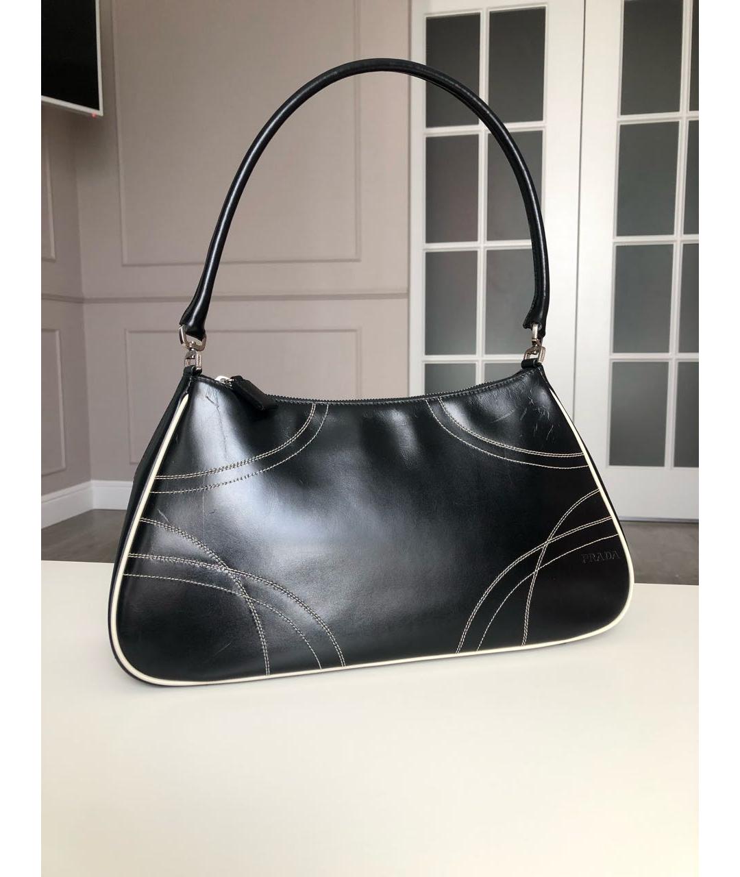 PRADA VINTAGE Черная кожаная сумка с короткими ручками, фото 2