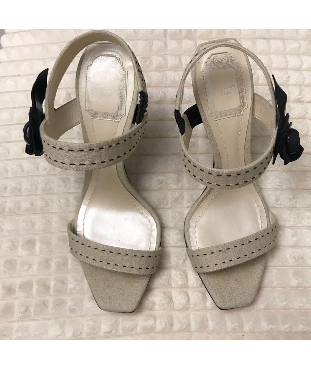 CHRISTIAN DIOR Бежевые кожаные босоножки, фото 2