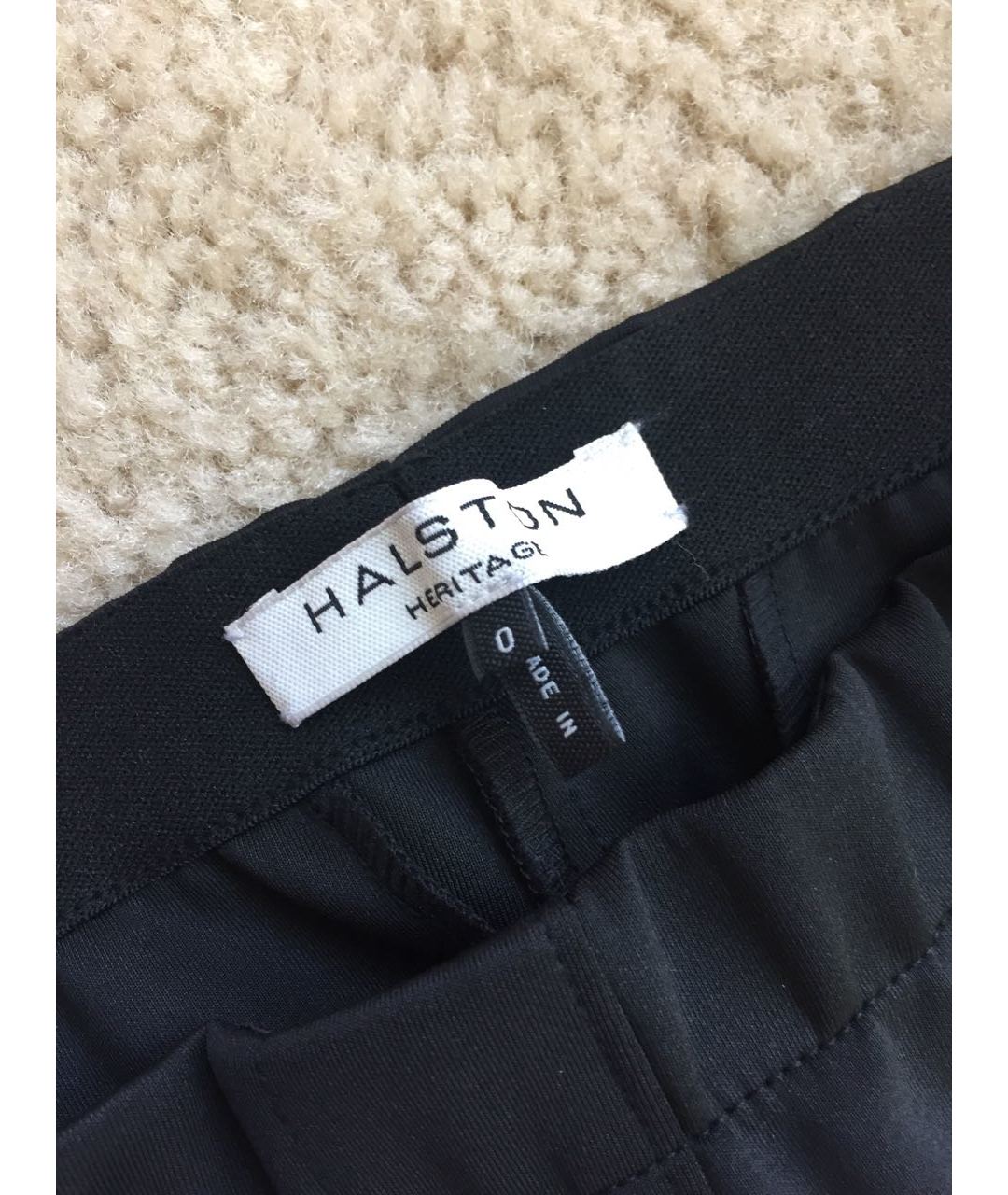 HALSTON HERITAGE Черные полиэстеровые брюки узкие, фото 5
