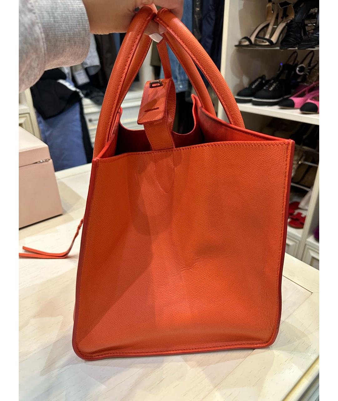 CELINE PRE-OWNED Оранжевая кожаная сумка с короткими ручками, фото 6