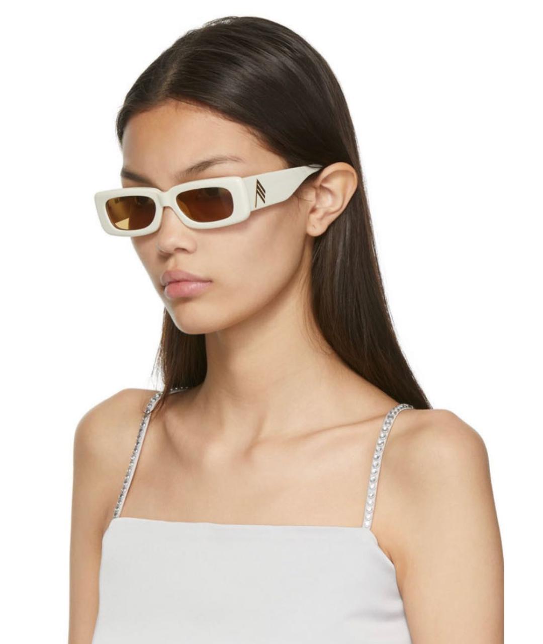 THE ATTICO Бежевые пластиковые солнцезащитные очки, фото 2