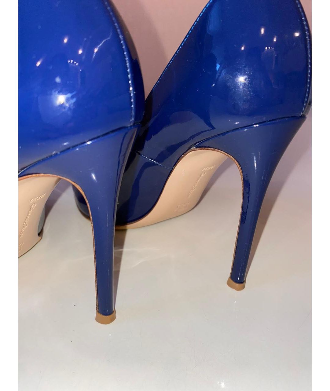 GIANVITO ROSSI Синие туфли из лакированной кожи, фото 4