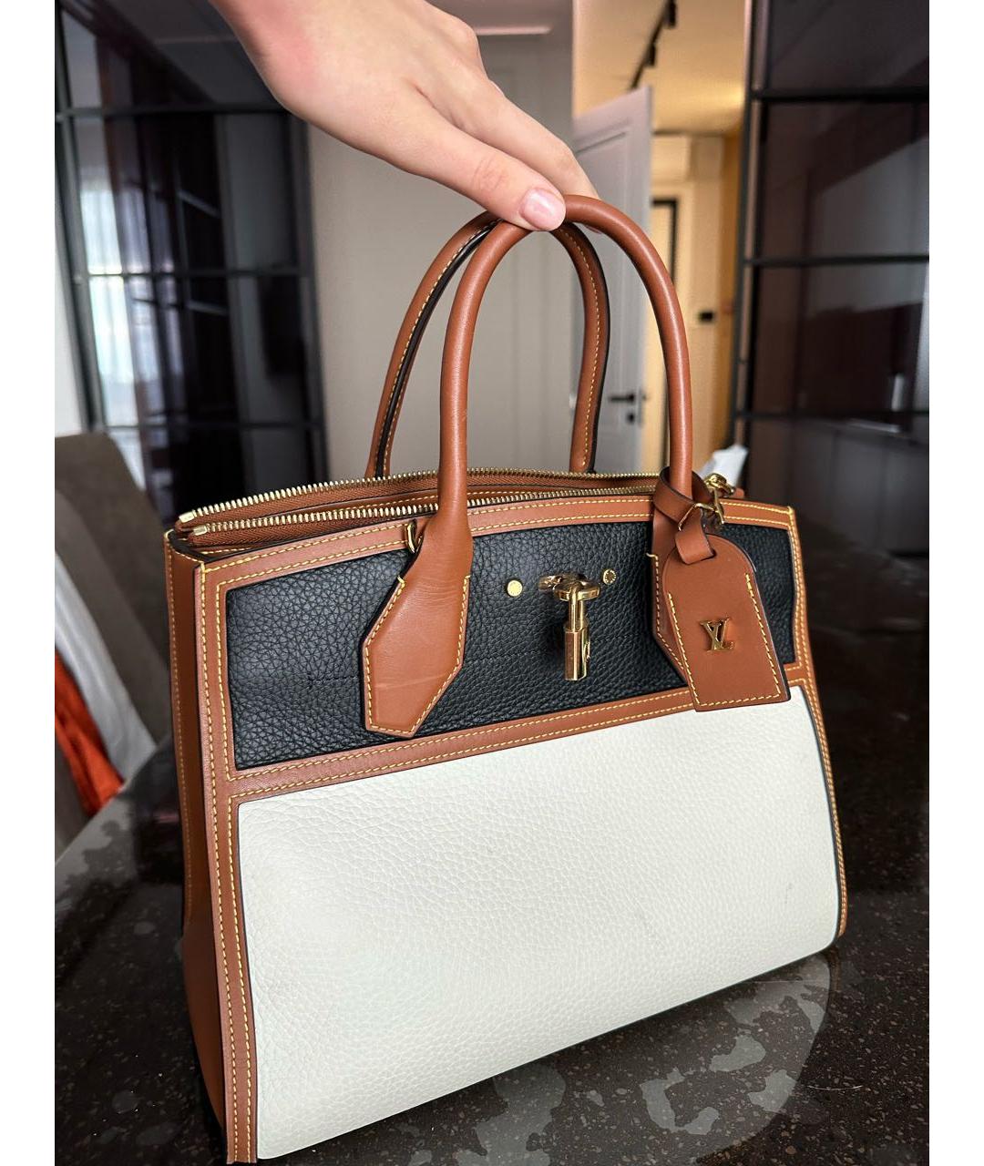 LOUIS VUITTON PRE-OWNED Белая кожаная сумка с короткими ручками, фото 5