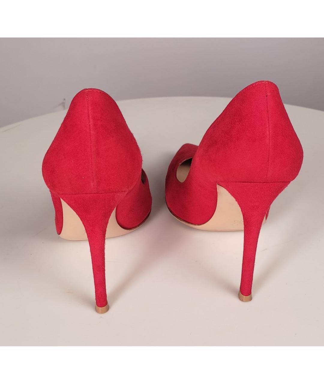 GIANVITO ROSSI Красные замшевые туфли, фото 4