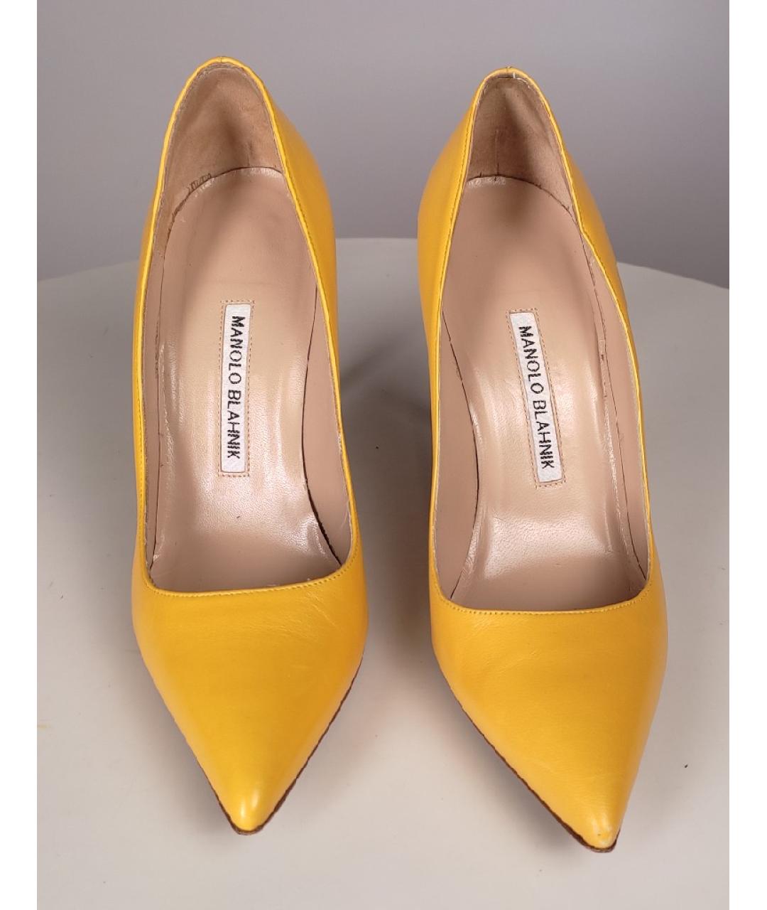 MANOLO BLAHNIK Желтые кожаные туфли, фото 2