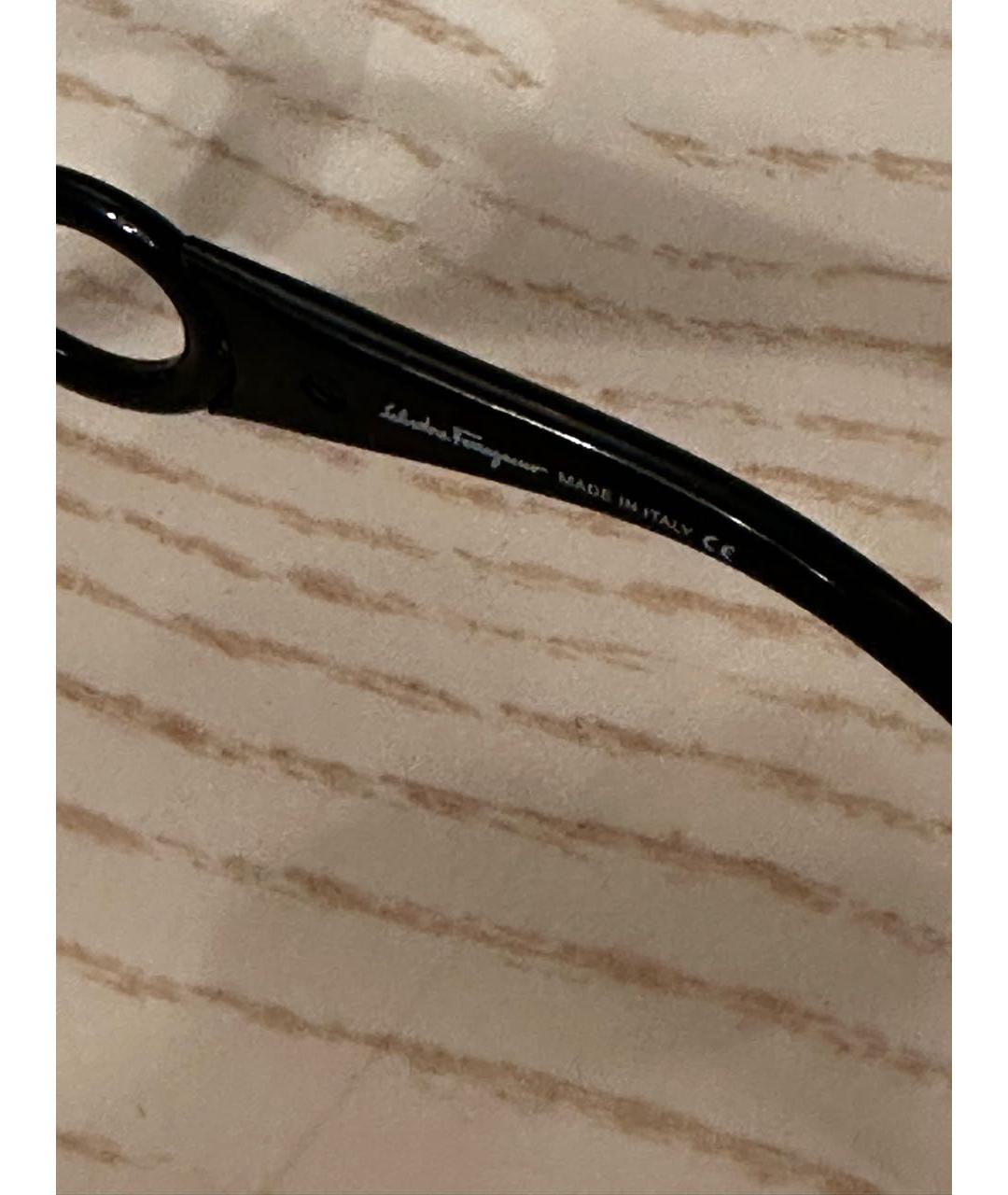 FERRAGAMO Черные пластиковые солнцезащитные очки, фото 4