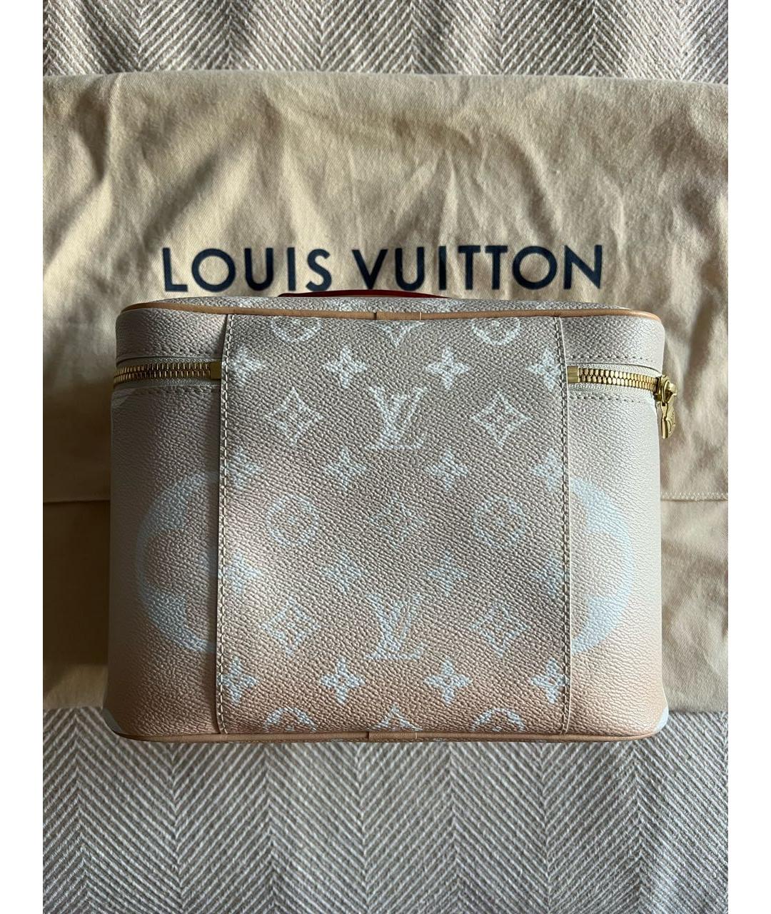 【専用・Kinako様】 Louis Vuitton Monogram LOUIS VUITTON Розовая кожаная косметичка для женщин – купить