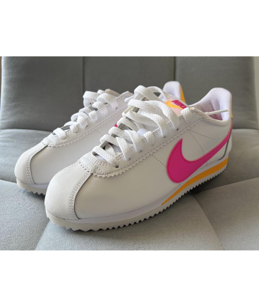 Nike cortez weiß clearance rosa