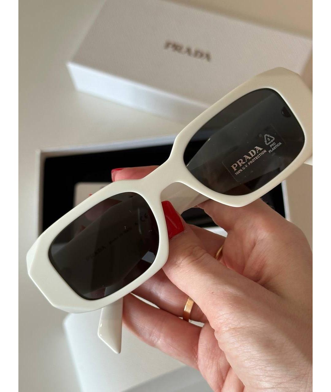 PRADA Белые солнцезащитные очки, фото 4