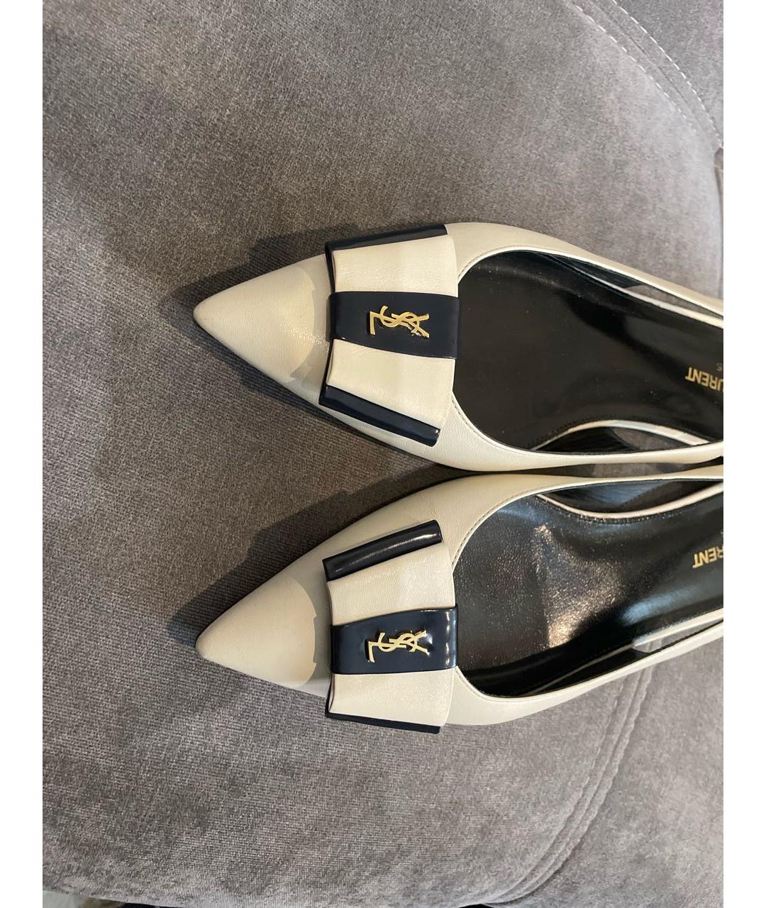 SAINT LAURENT Белые кожаные лодочки на низком каблуке, фото 6