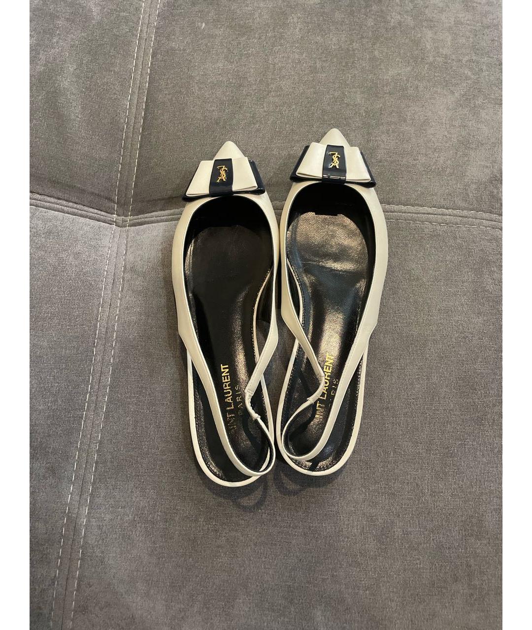 SAINT LAURENT Белые кожаные лодочки на низком каблуке, фото 3