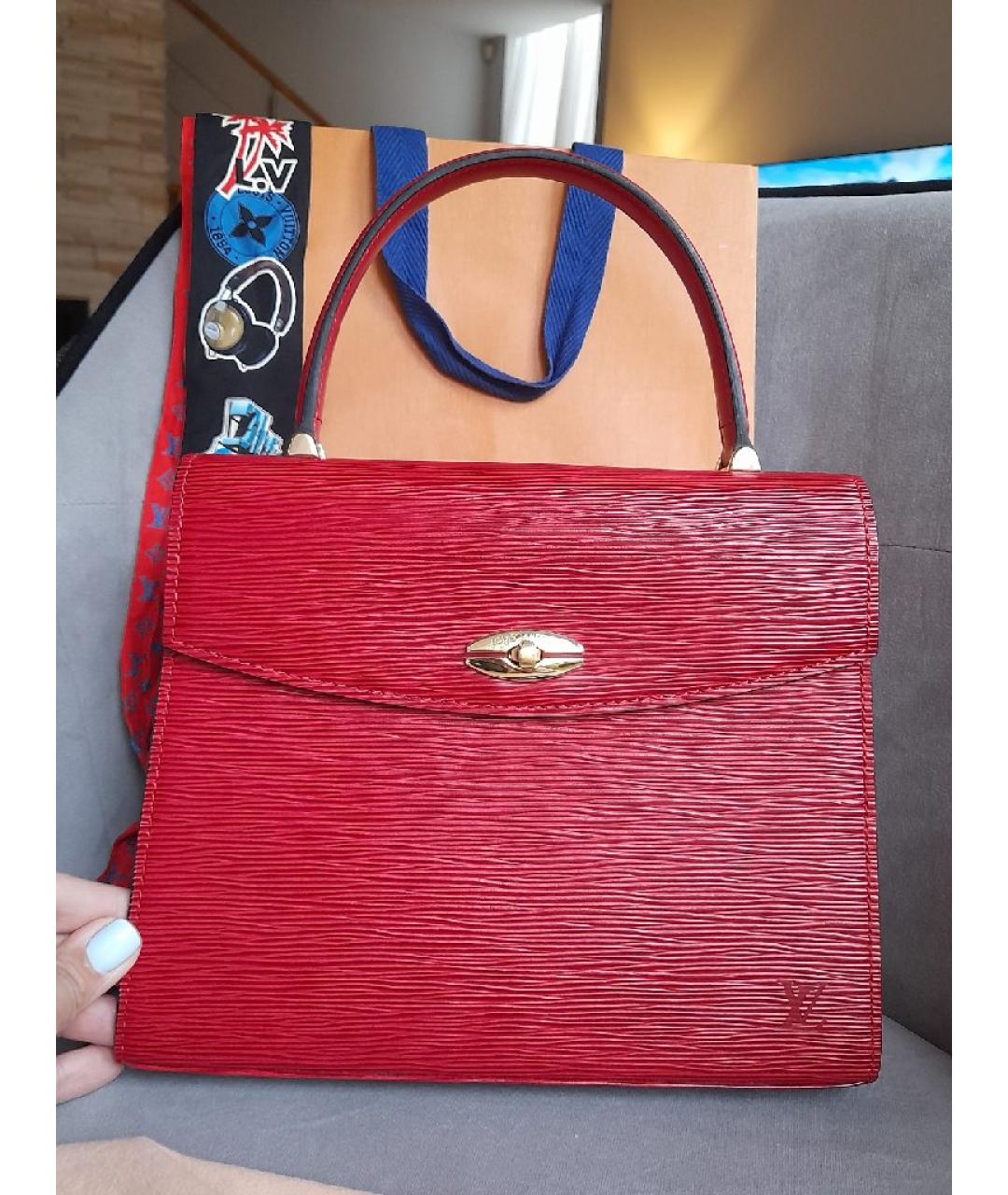 LOUIS VUITTON Красная кожаная сумка с короткими ручками, фото 10