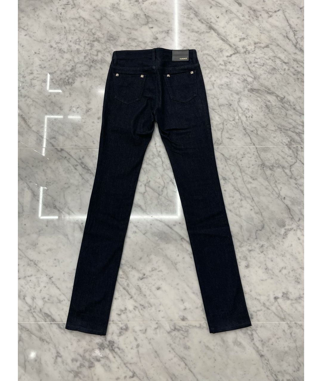 VERSACE Темно-синие хлопко-полиэстеровые прямые джинсы, фото 2