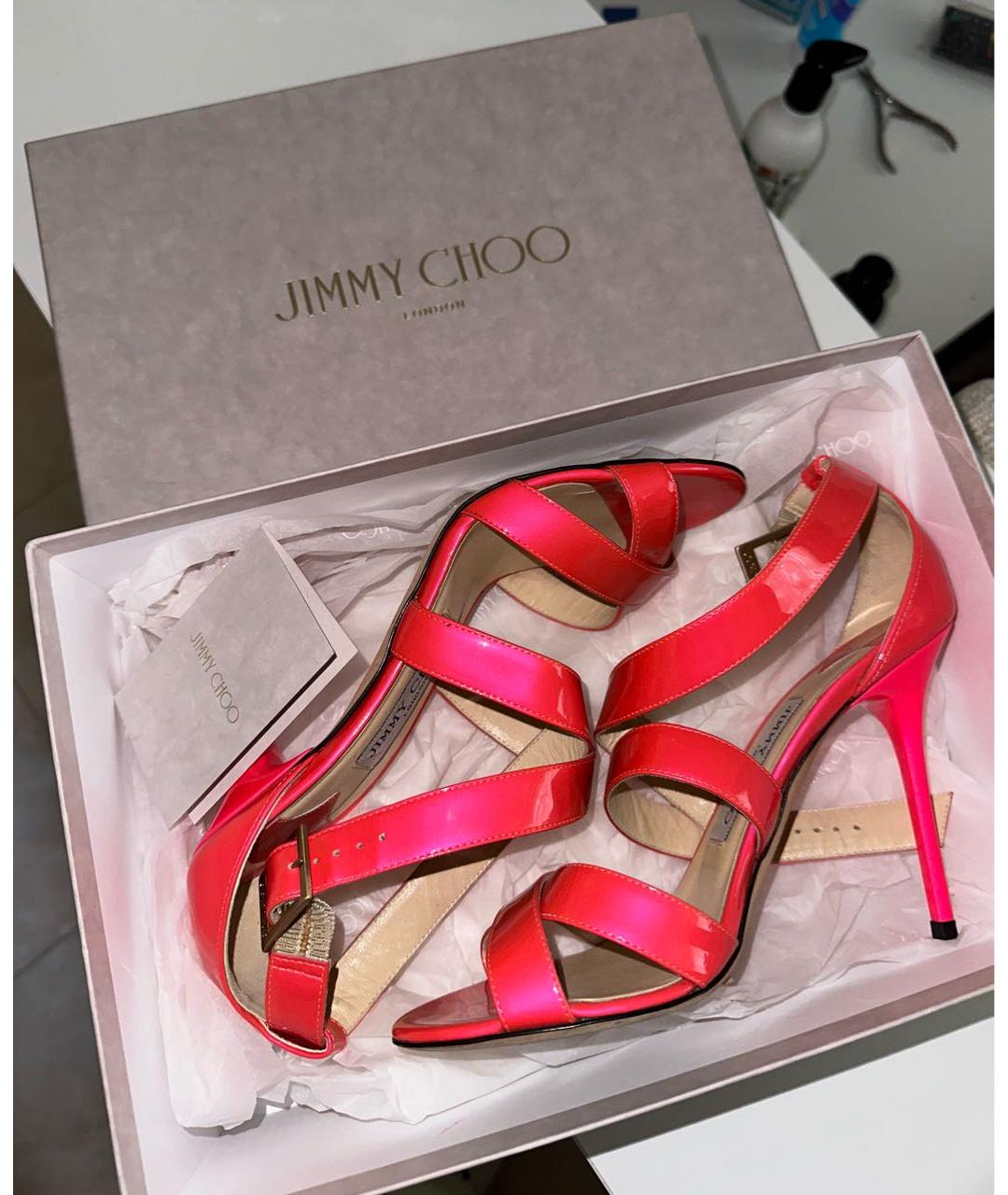 JIMMY CHOO Коралловые босоножки из лакированной кожи, фото 7