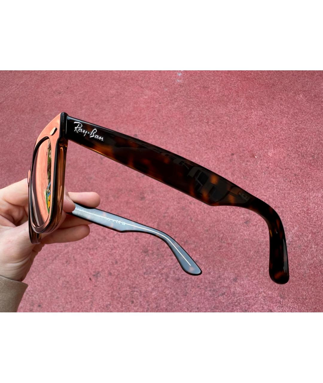 RAY BAN Коричневые пластиковые солнцезащитные очки, фото 2