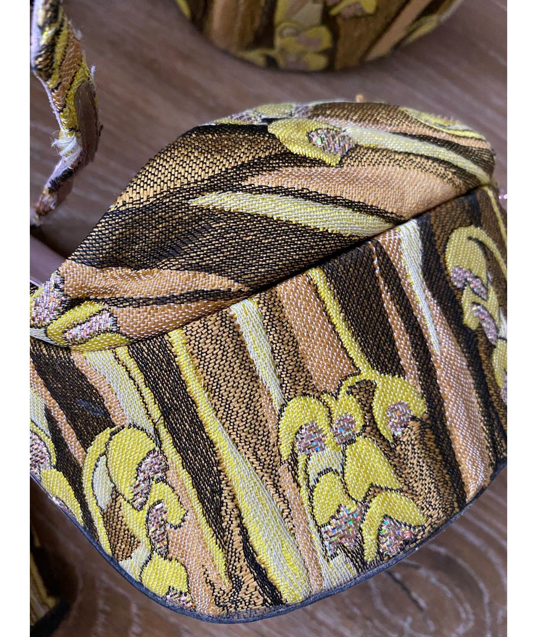 GIAMBATTISTA VALLI Желтые текстильные босоножки, фото 6