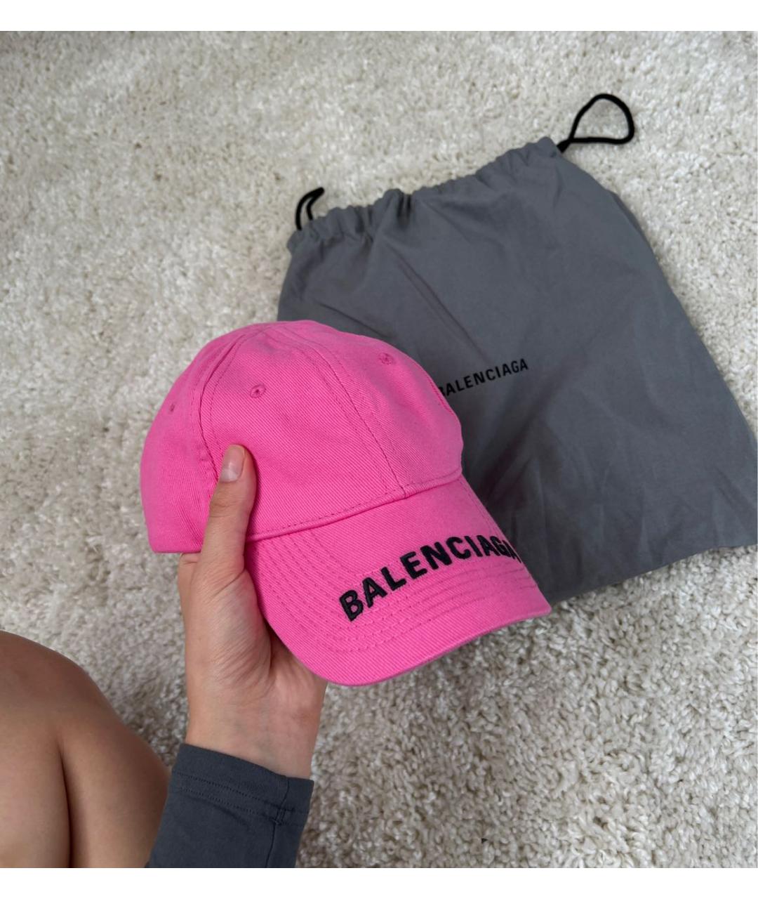 BALENCIAGA Розовая хлопковая кепка для женщин – купить онлайн с