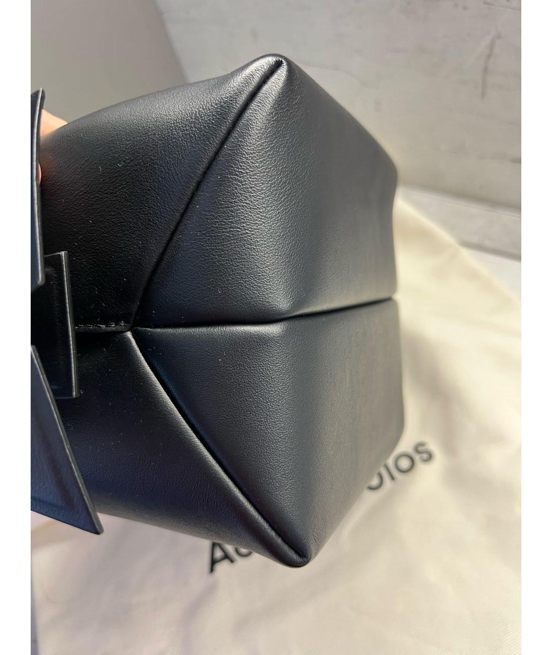 ACNE STUDIOS Черная кожаная сумка через плечо, фото 3