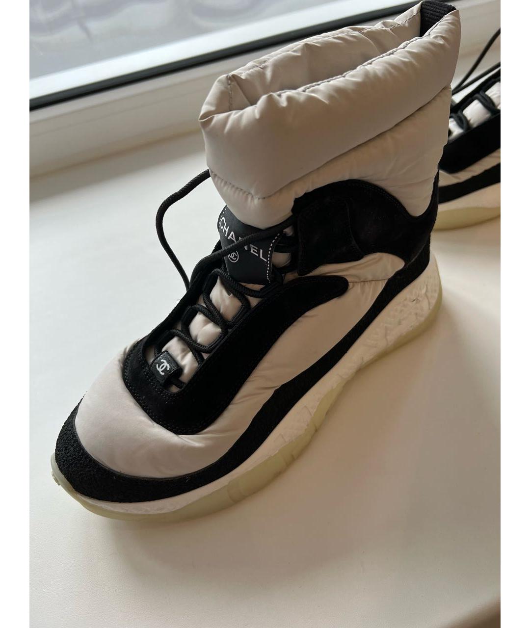 CHANEL Бежевые ботинки, фото 3