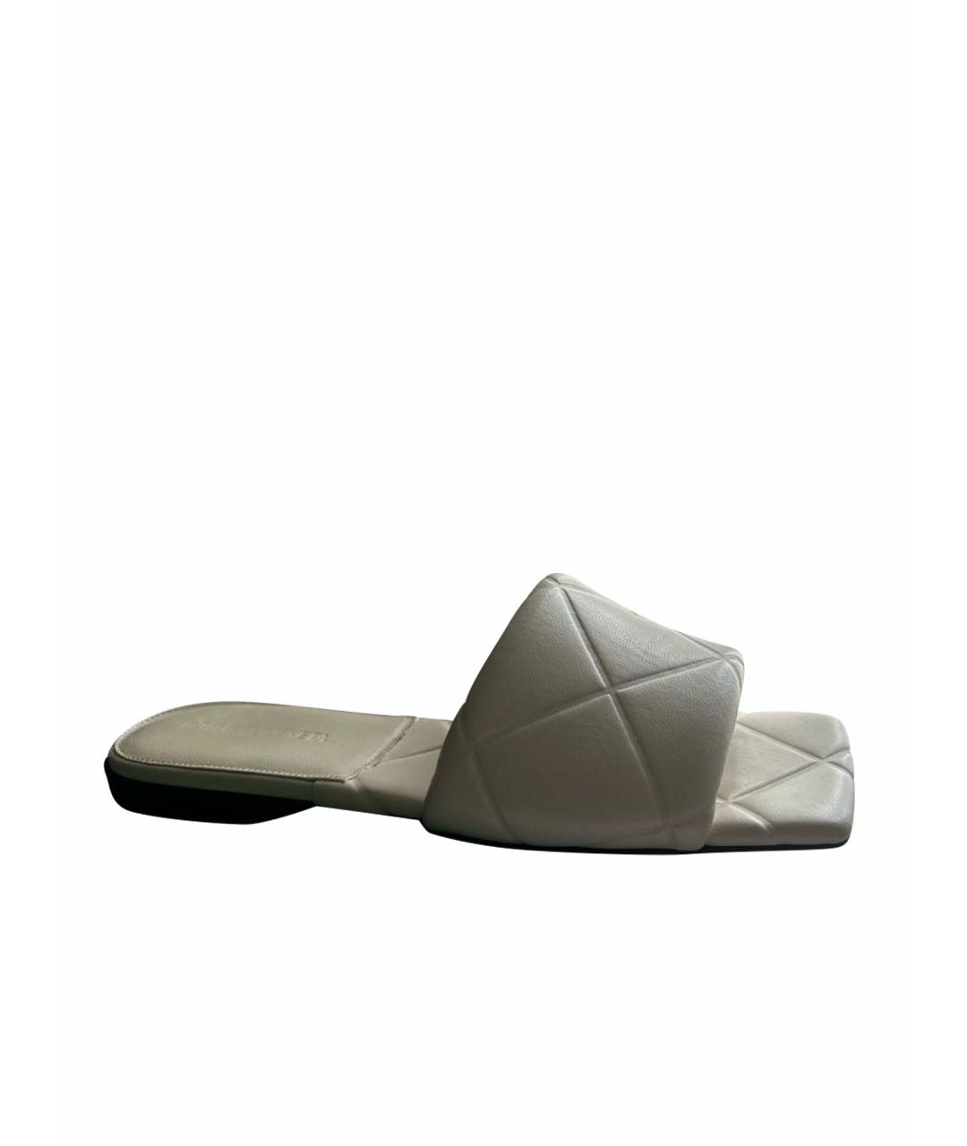 BOTTEGA VENETA Белые кожаные сандалии, фото 1