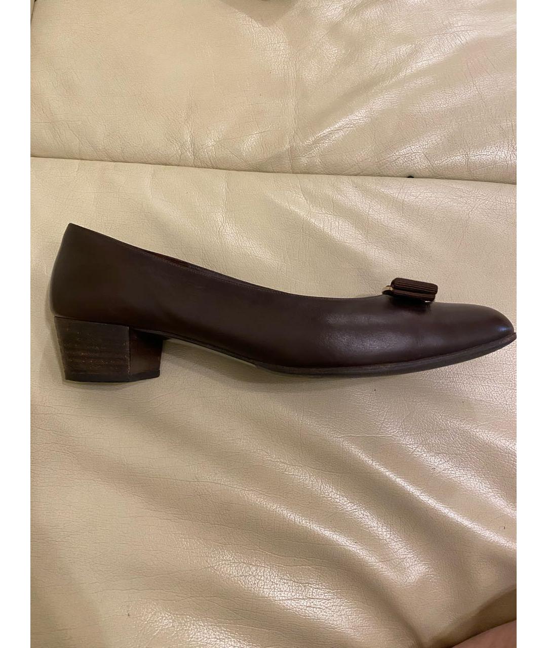 FERRAGAMO Коричневые кожаные туфли, фото 5