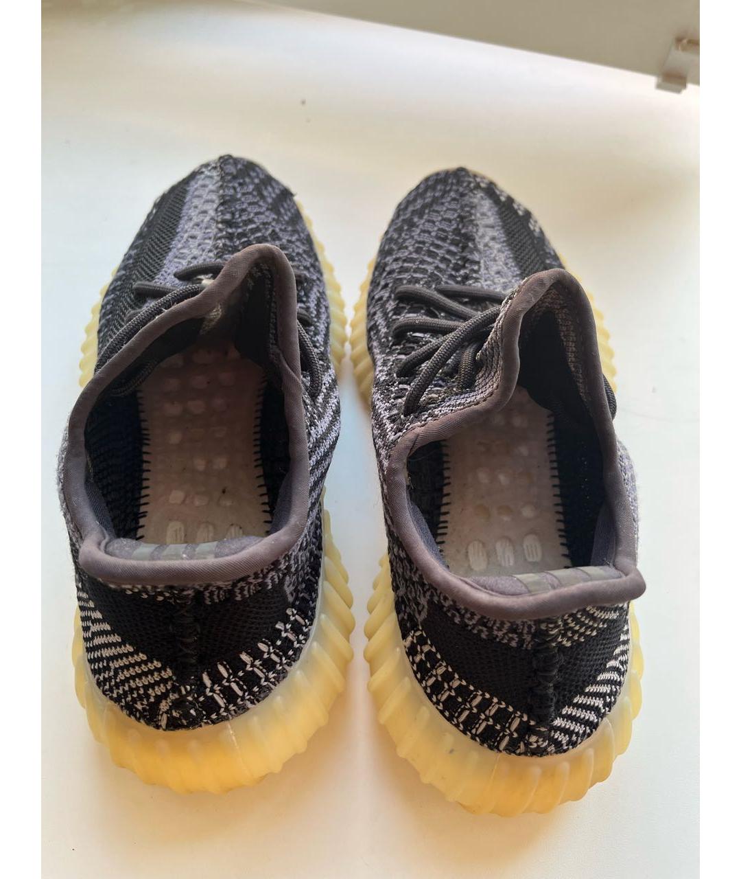 Clearance black and gold yeezy 2025