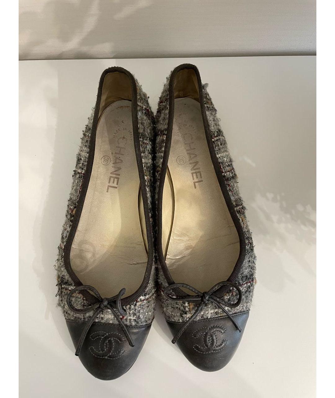 CHANEL Серые кожаные балетки, фото 2